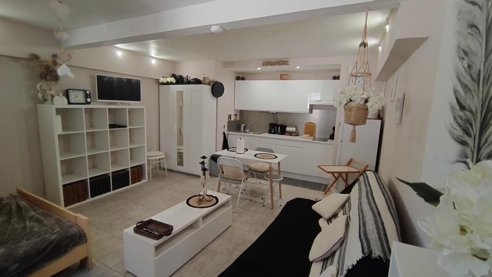 Appartement Entre Mer Et Gardiole フロンティニャン エクステリア 写真